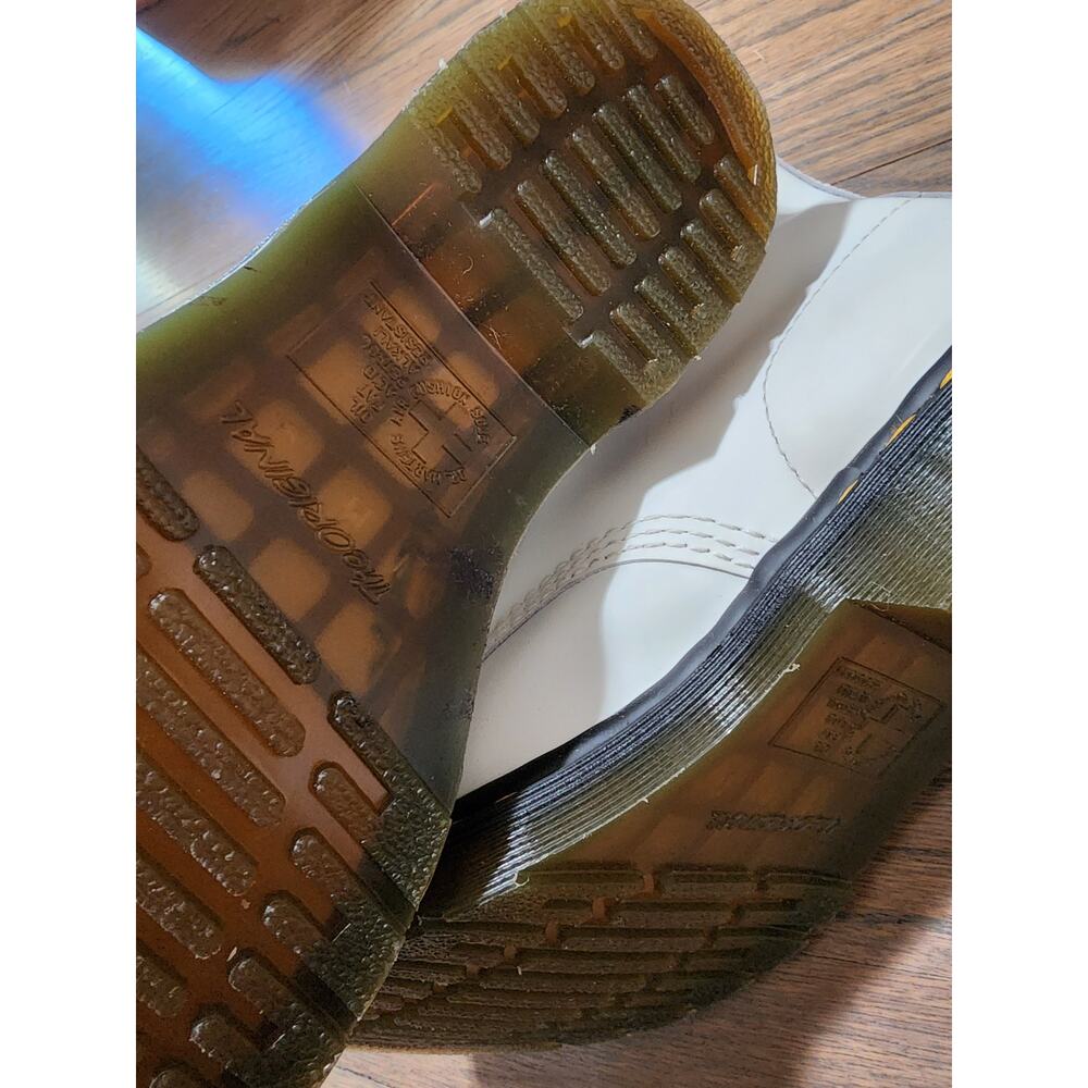 Dr. Martens 1460 boots in white - Picture 3 of 6